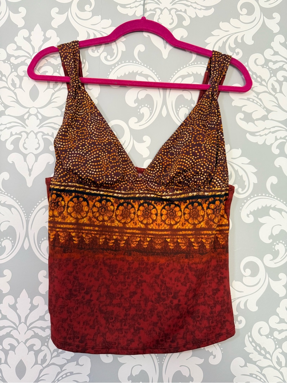 💫10/$25 • Cole of California V-Neck Printed Brown & Rust Swim Tank